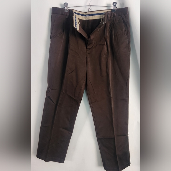 Dockers Other - Dockers Men's Pleated Brown Pants Size 38x30